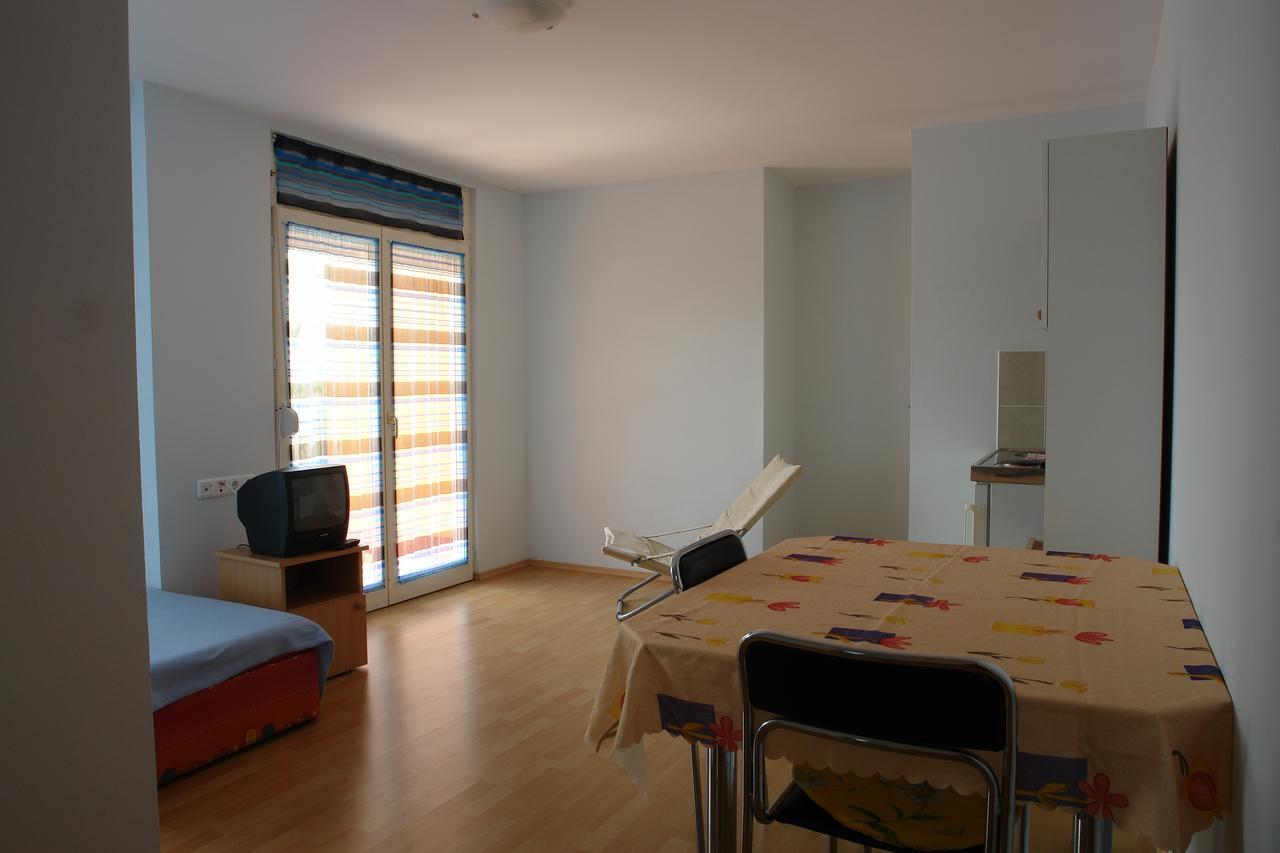 Apartamento Valentína Apartmanház Bogács Exterior foto