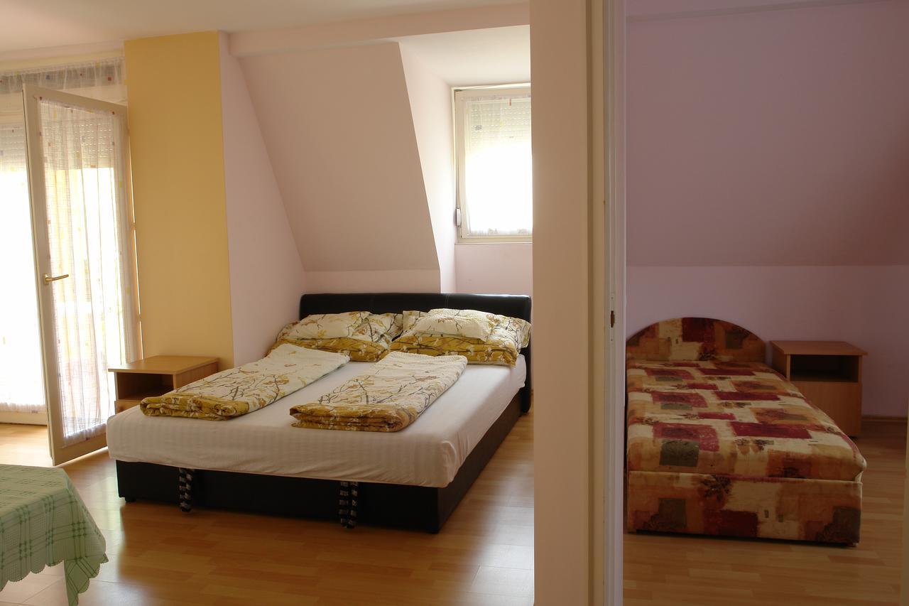 Apartamento Valentína Apartmanház Bogács Exterior foto