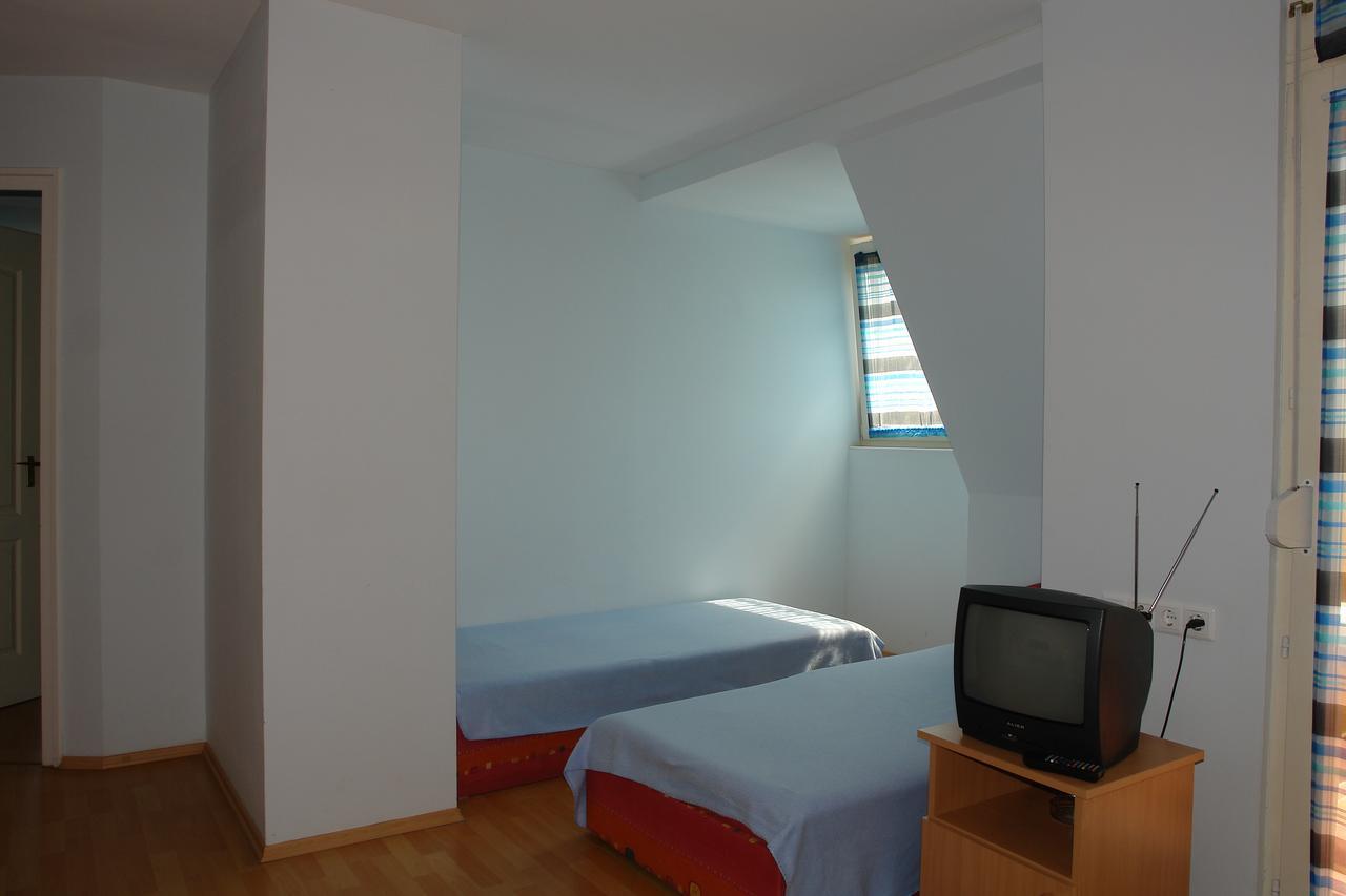Apartamento Valentína Apartmanház Bogács Exterior foto